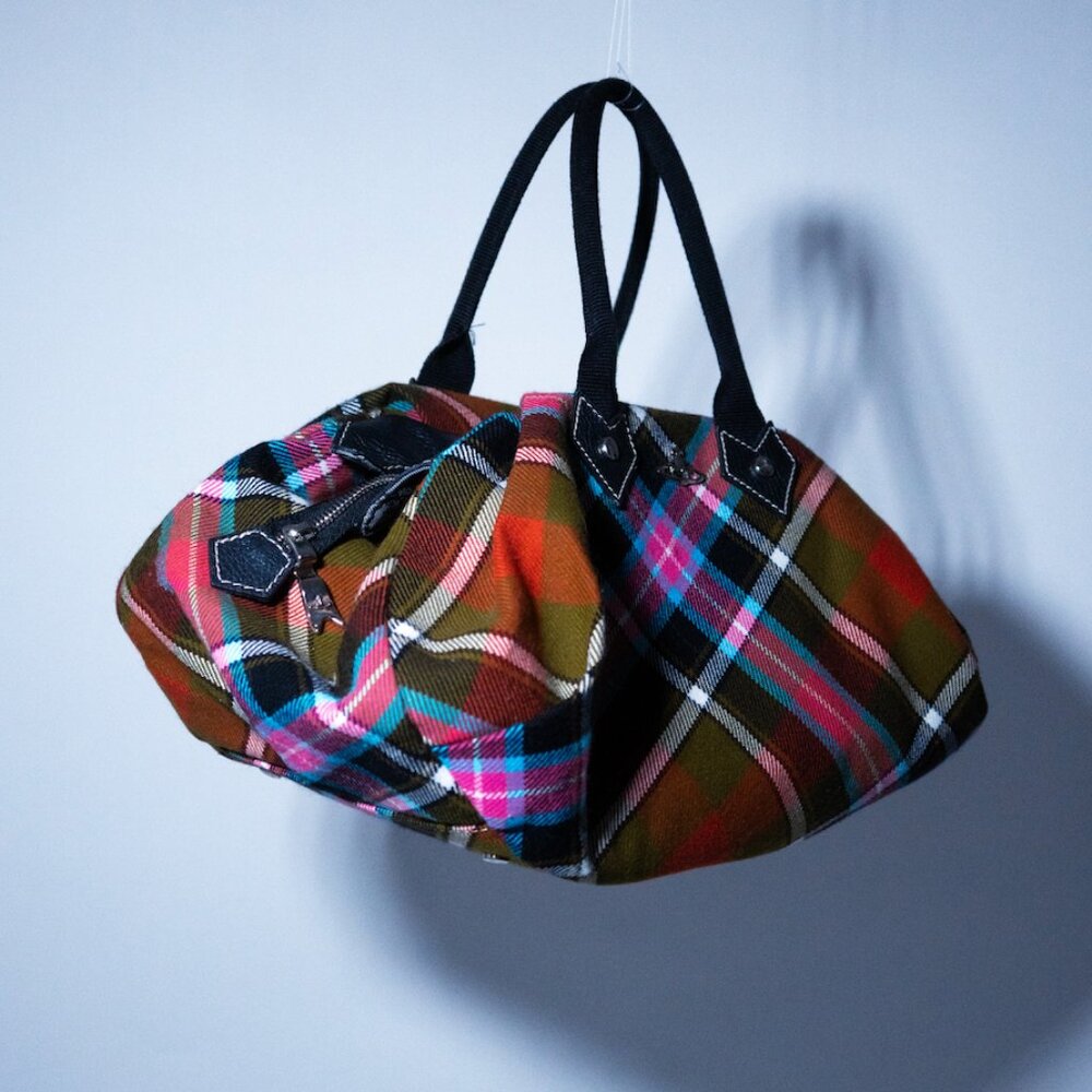 Vivienne Westwod Tartan Duffle Handbag - Picture 2 of 10
